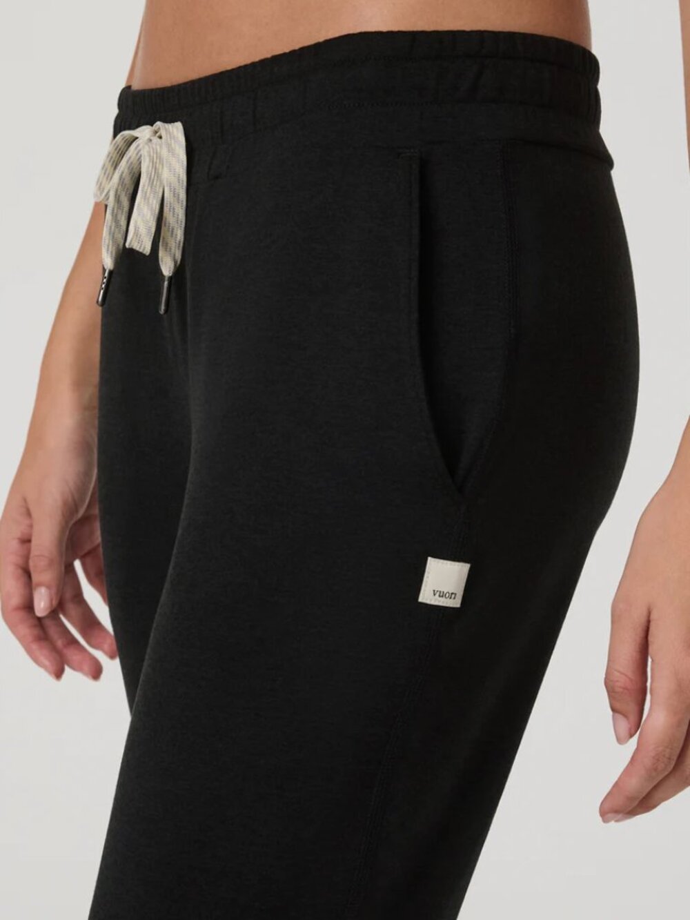 NWT Vuori Performance Jogger in Black Heather size L